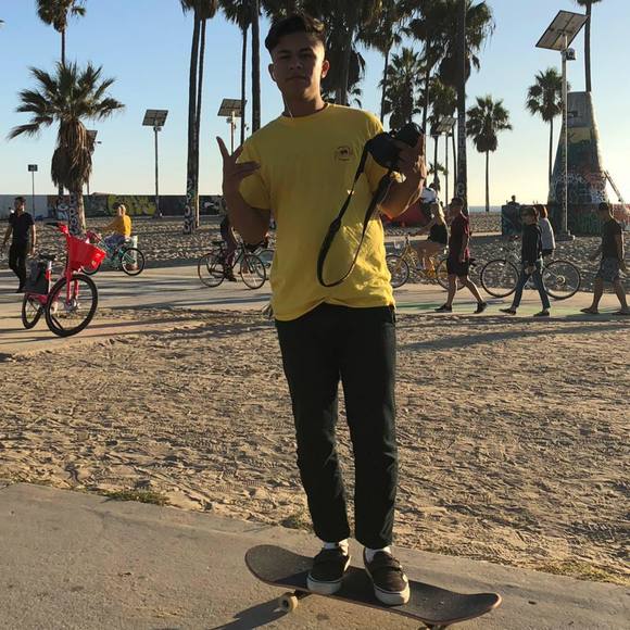 Meet your Posher, Chris - Picture 1 of 1